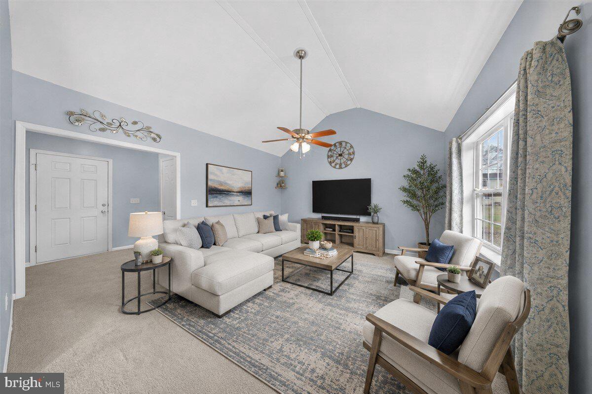 FOREST KNOLL ESTATES - Residential