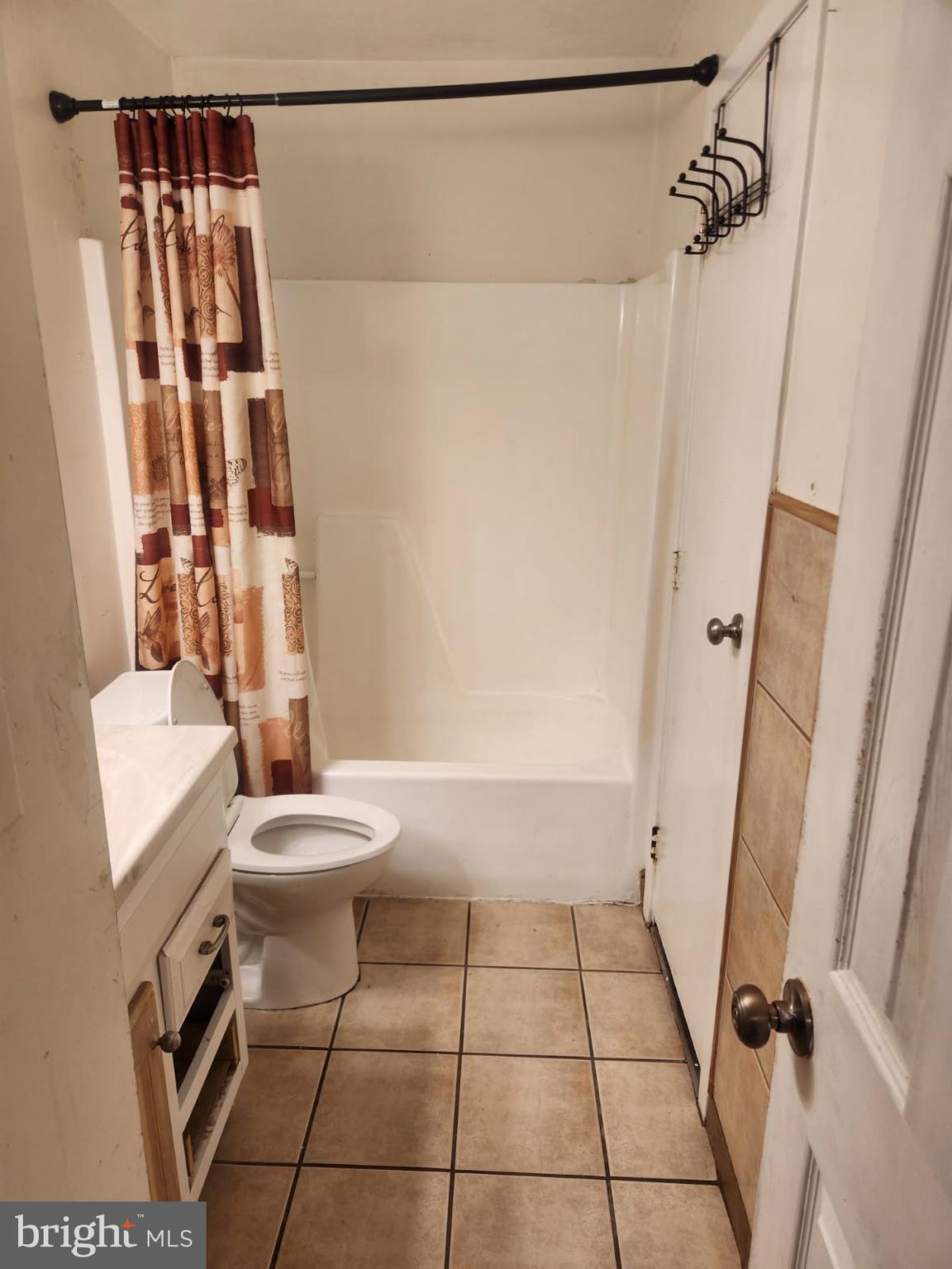 BROOKSQUARE CONDO - Residential