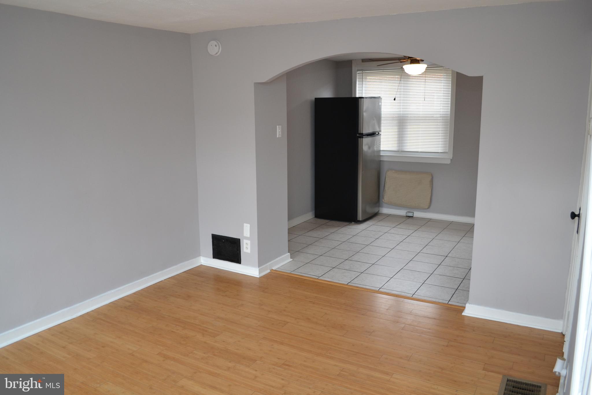 PORT RICHMOND - Residential Lease
