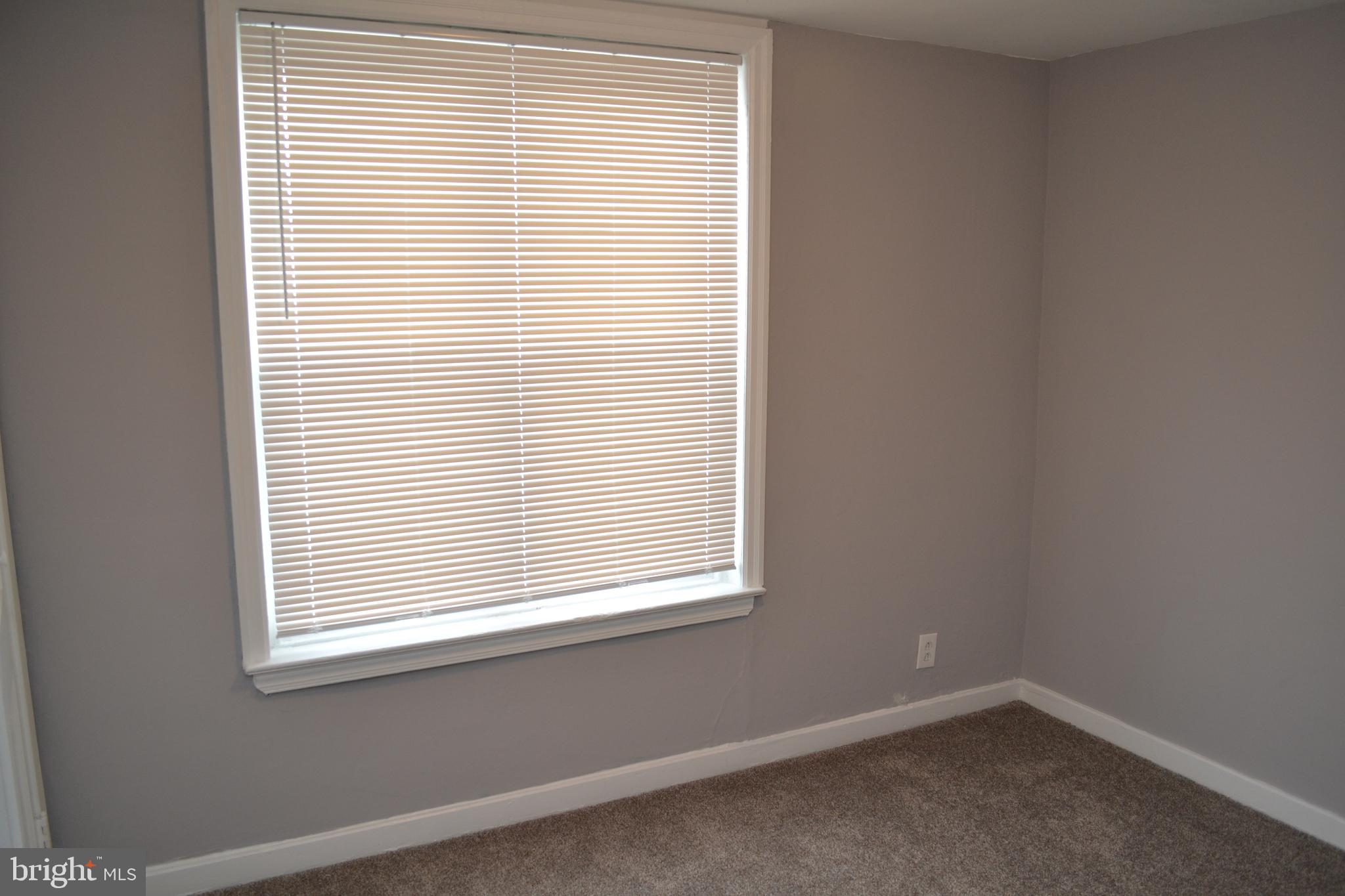 PORT RICHMOND - Residential Lease