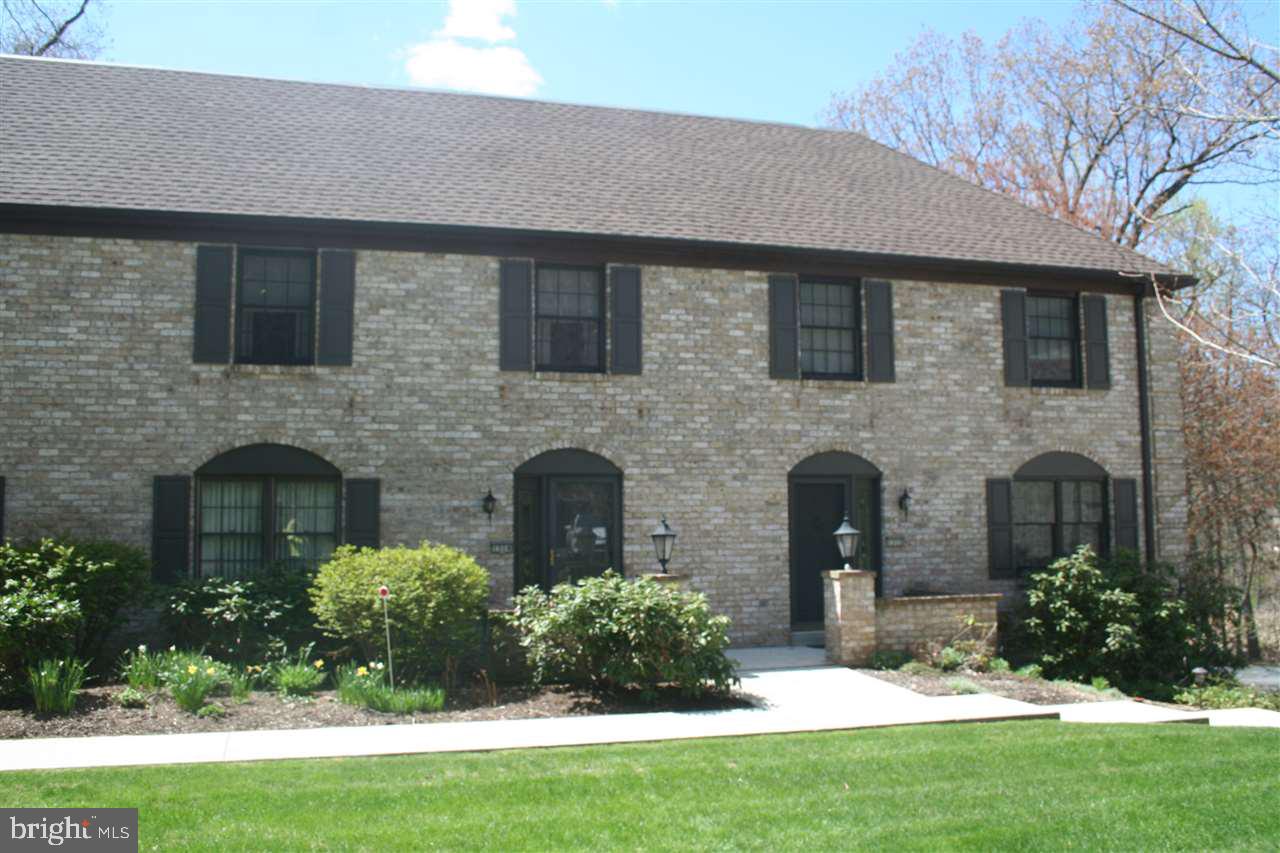 This delightful home is conveniently located near the Hershey Medical Center. Plenty of space in the Master Bedroom with a full bath & walk-in closet. First floor laundry. 4 car garage holds lots of vehicles, toys and anything you need to store. Enjoy quiet evenings looking at nature on your screened porch. HOA covers lawn care, snow removal, water, sewer and trash.