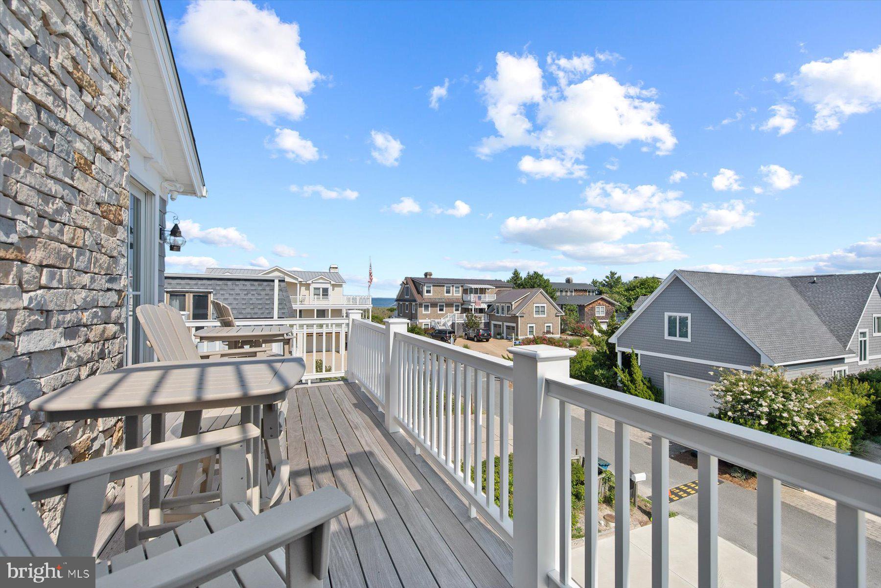SUSSEX SHORES - Residential
