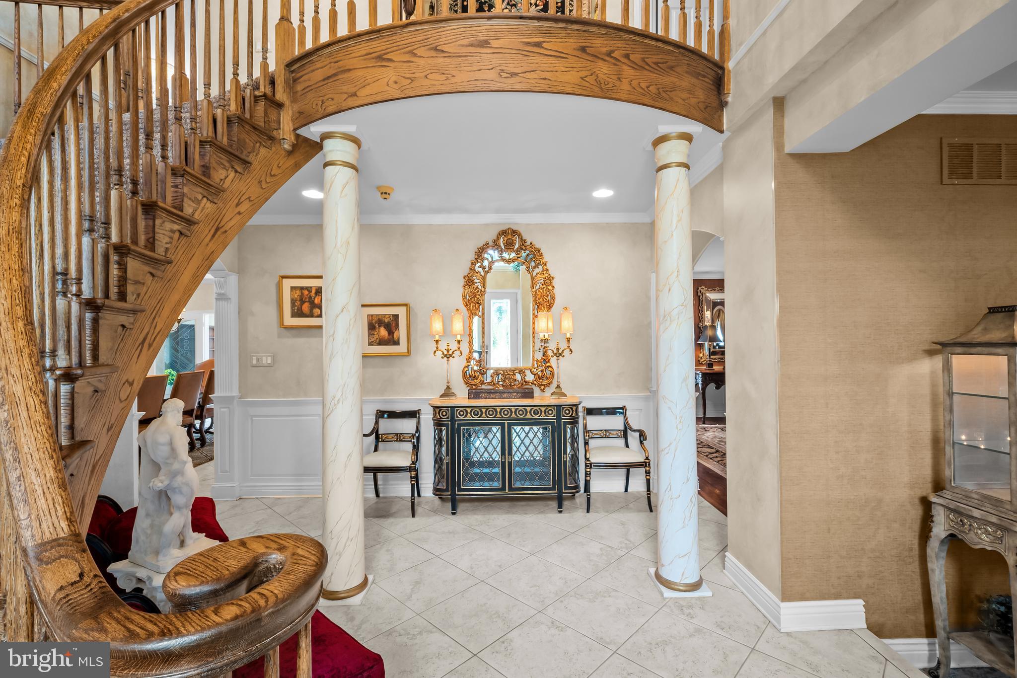 HUNTINGDON VALLEY - Residential
