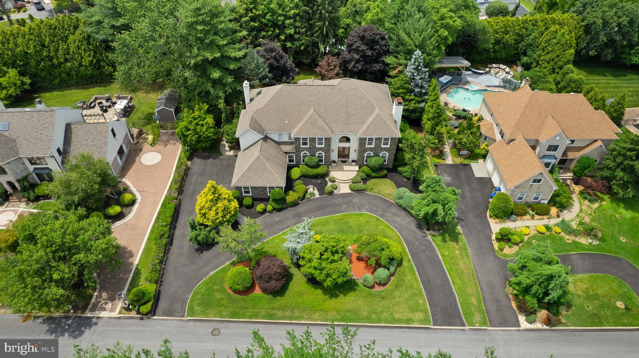 HUNTINGDON VALLEY - Residential