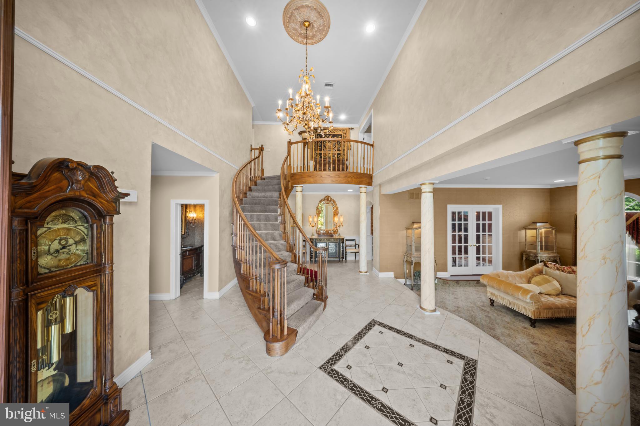 HUNTINGDON VALLEY - Residential
