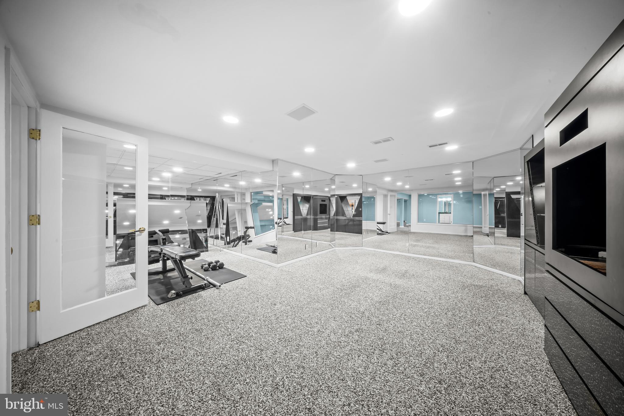 HUNTINGDON VALLEY - Residential