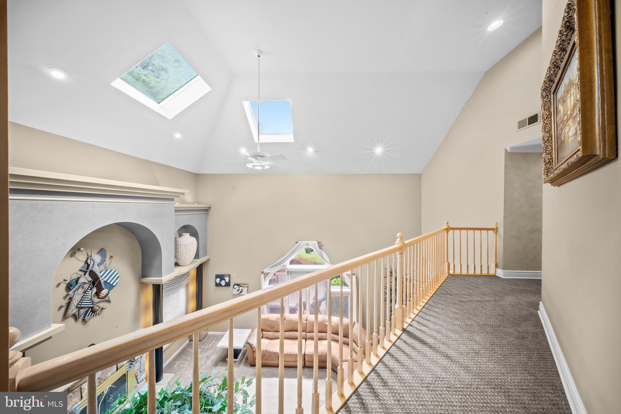 HUNTINGDON VALLEY - Residential