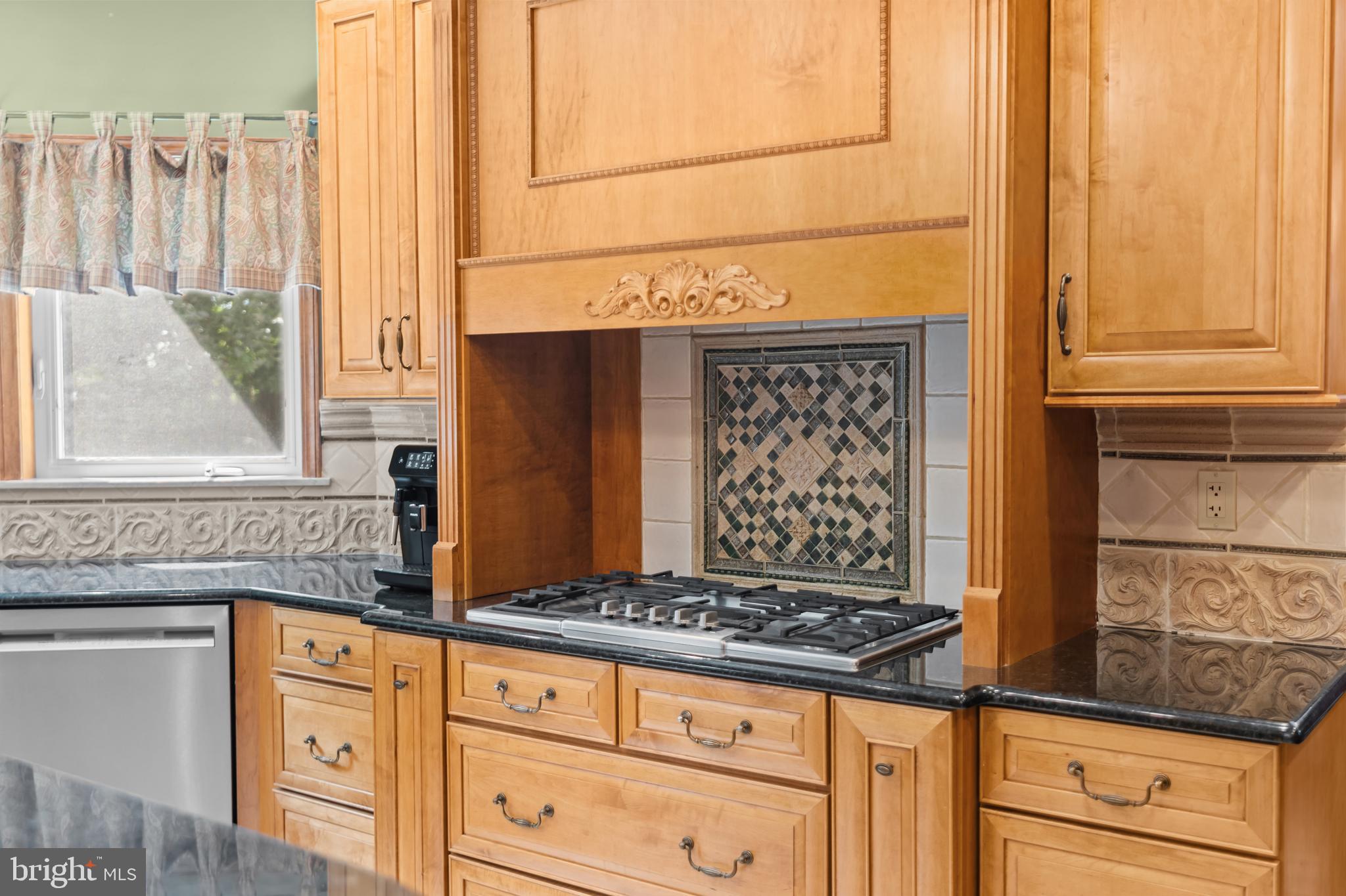HUNTINGDON VALLEY - Residential