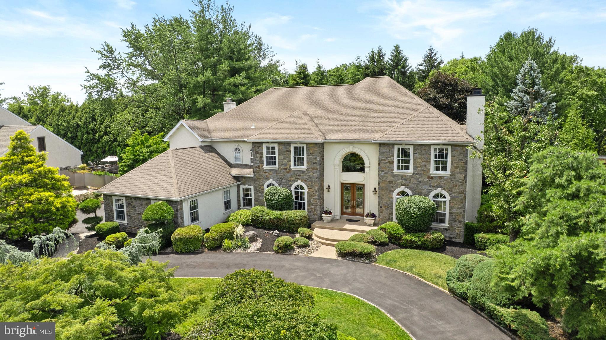HUNTINGDON VALLEY - Residential