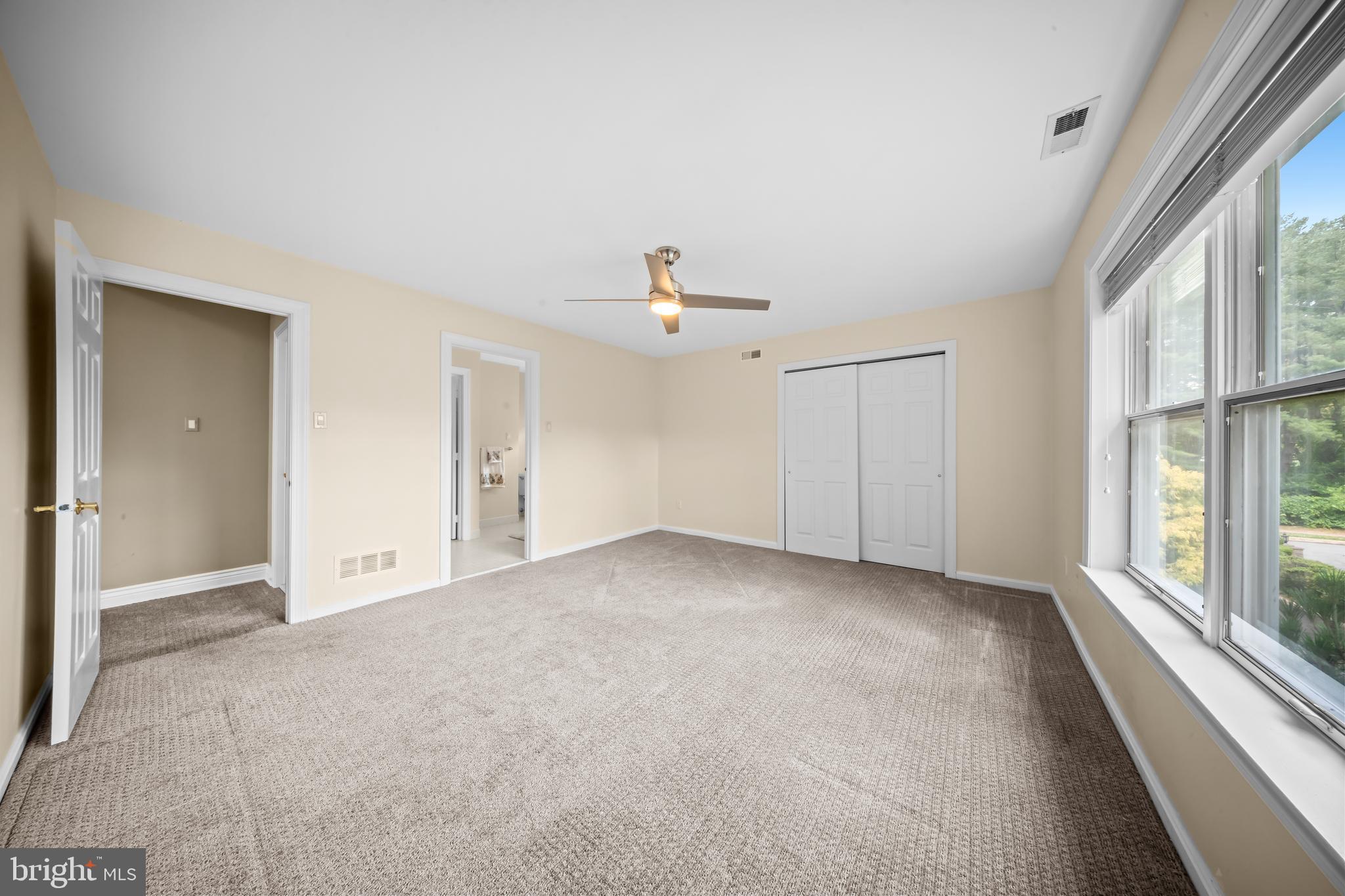 HUNTINGDON VALLEY - Residential