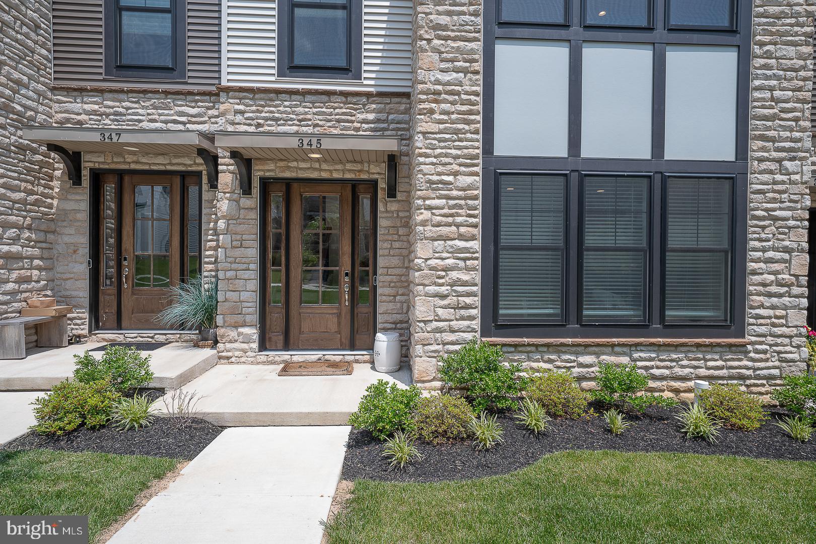 NEWTOWN WALK AT ELLIS PRESERVE - Residential