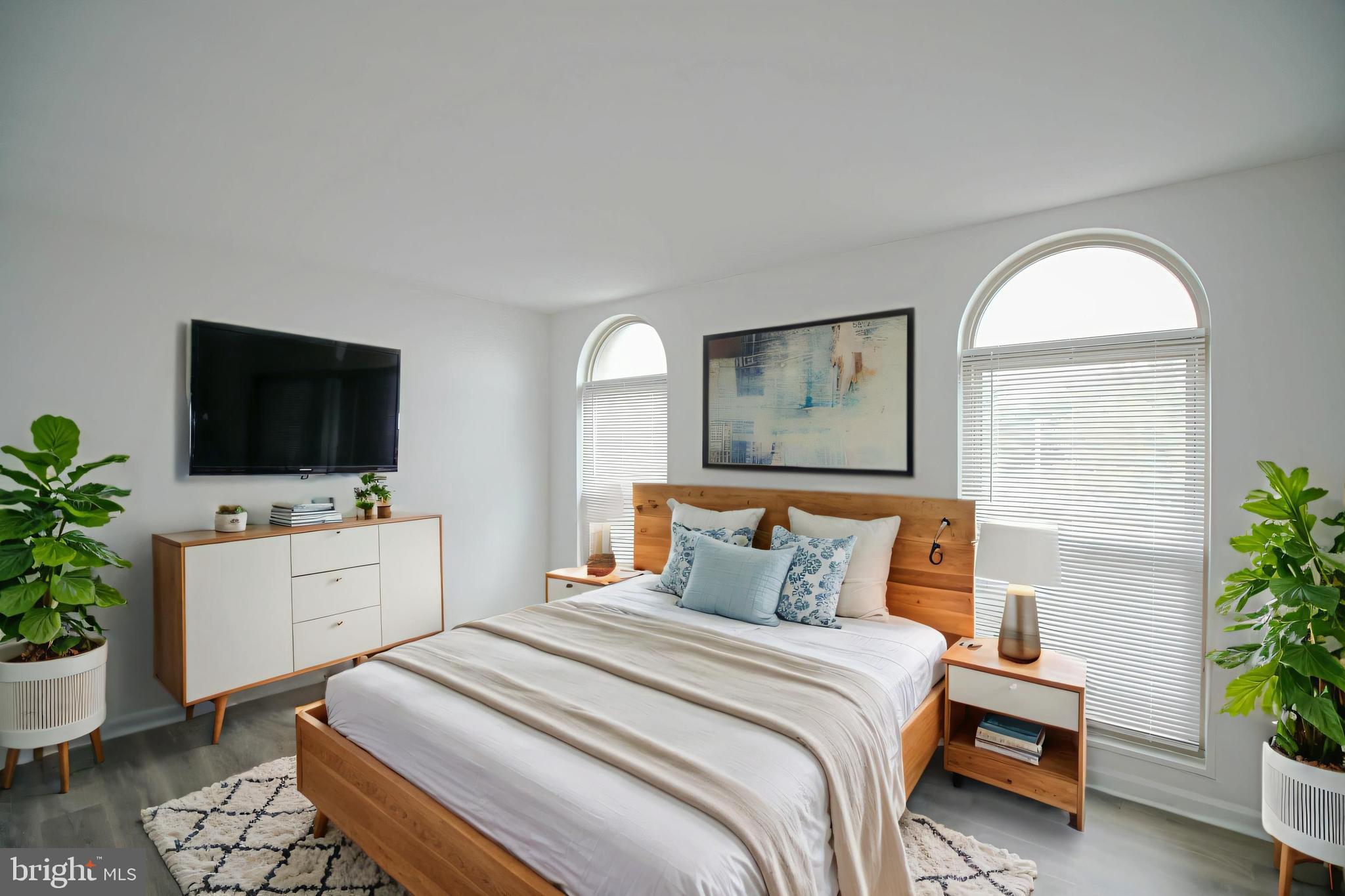 CANTERBURY SQUARE - Residential