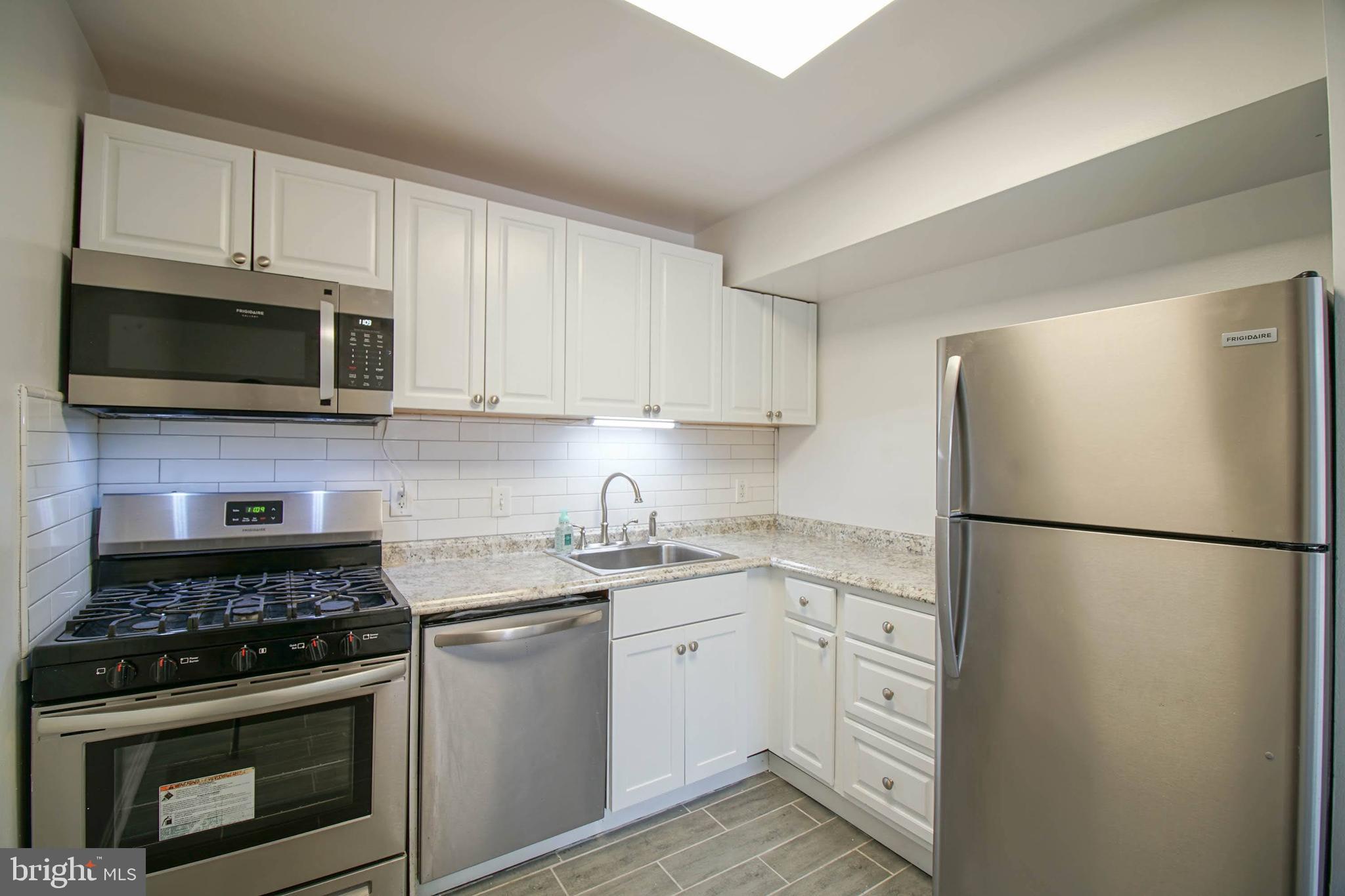 CANTERBURY SQUARE - Residential