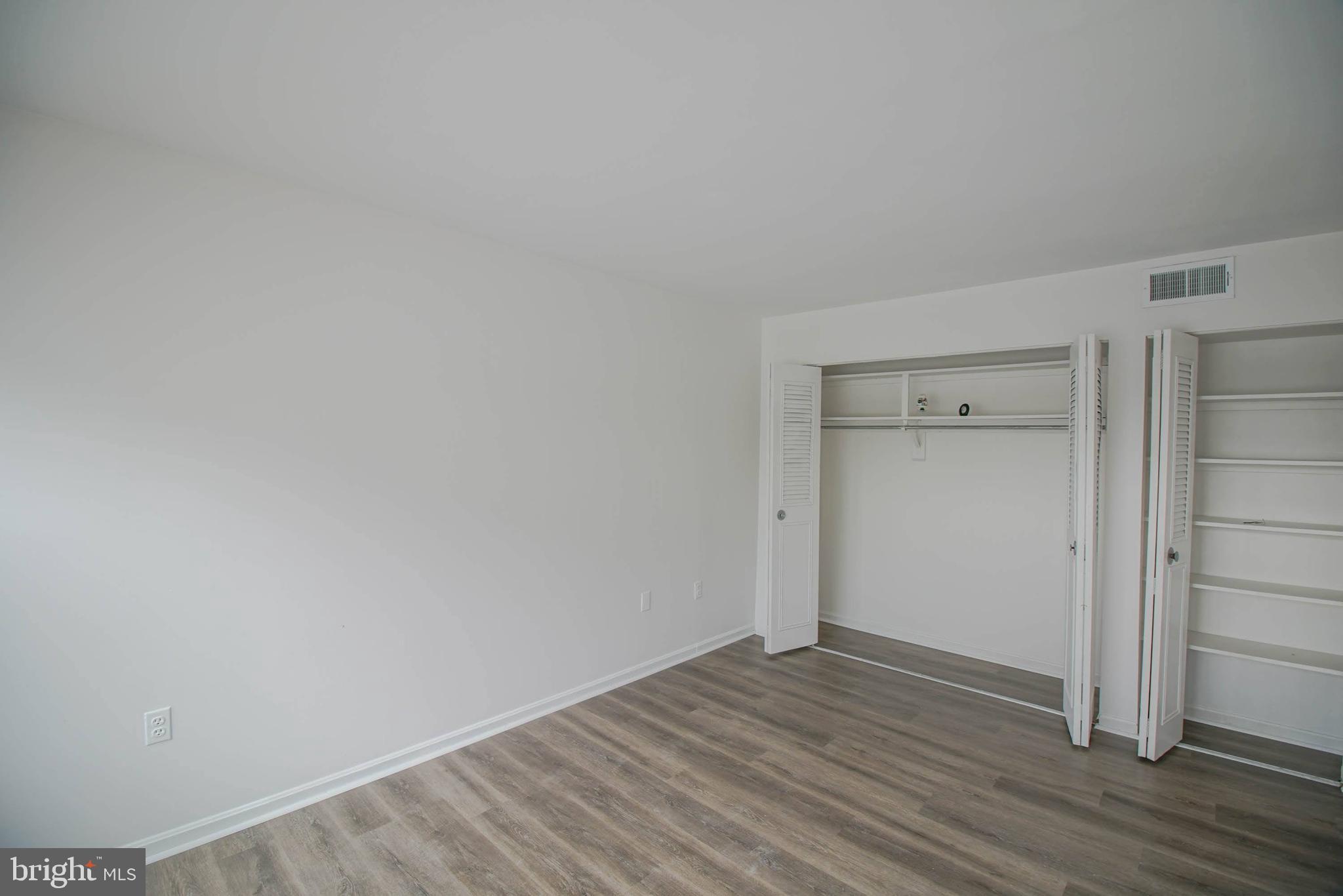CANTERBURY SQUARE - Residential