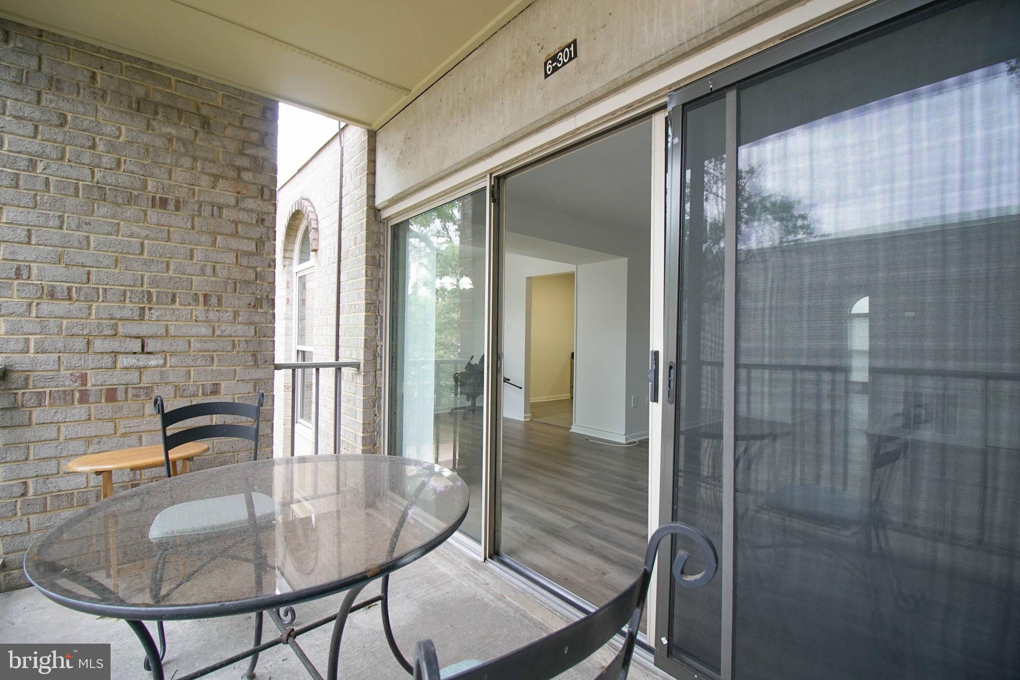 CANTERBURY SQUARE - Residential