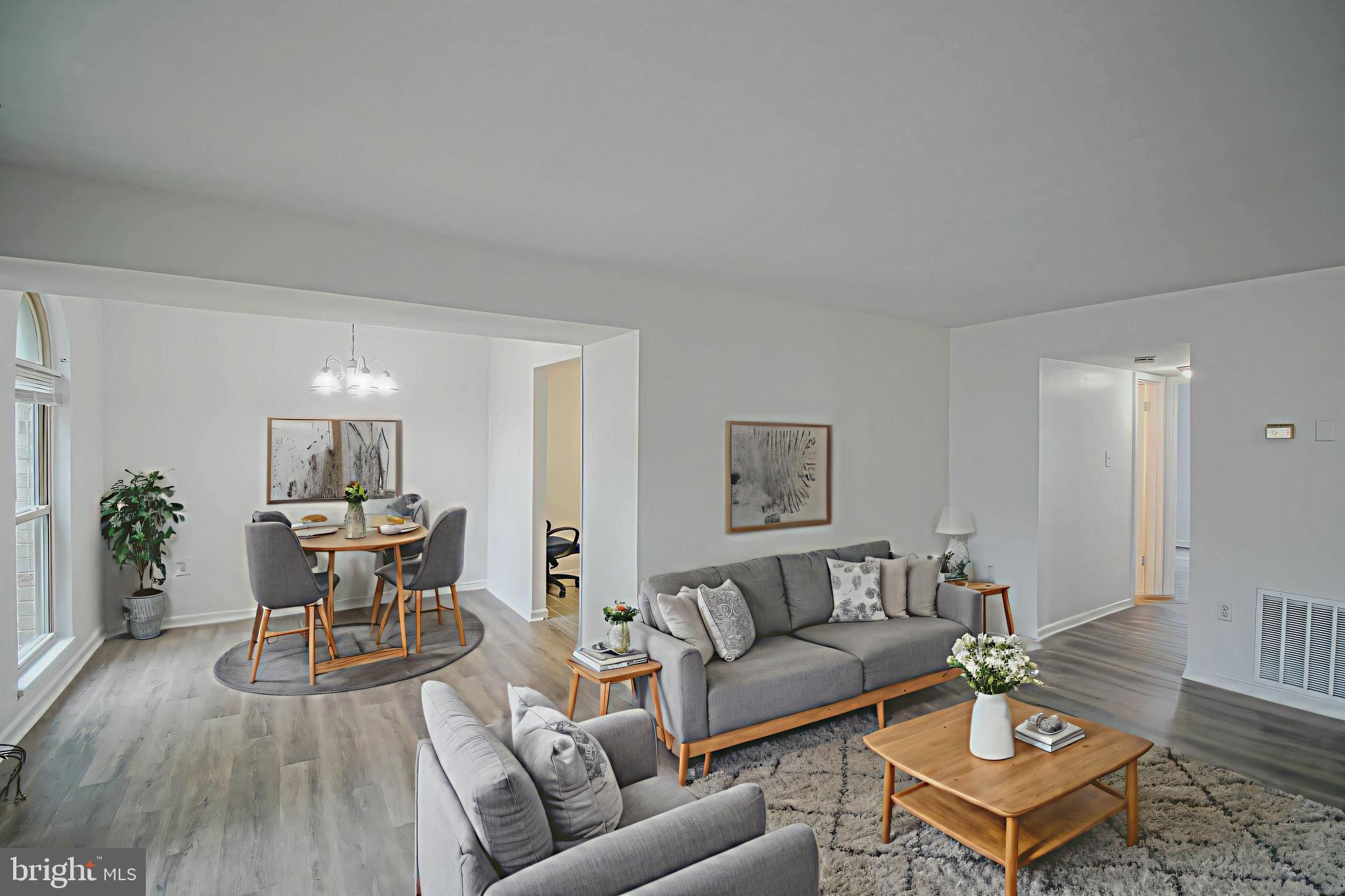 CANTERBURY SQUARE - Residential