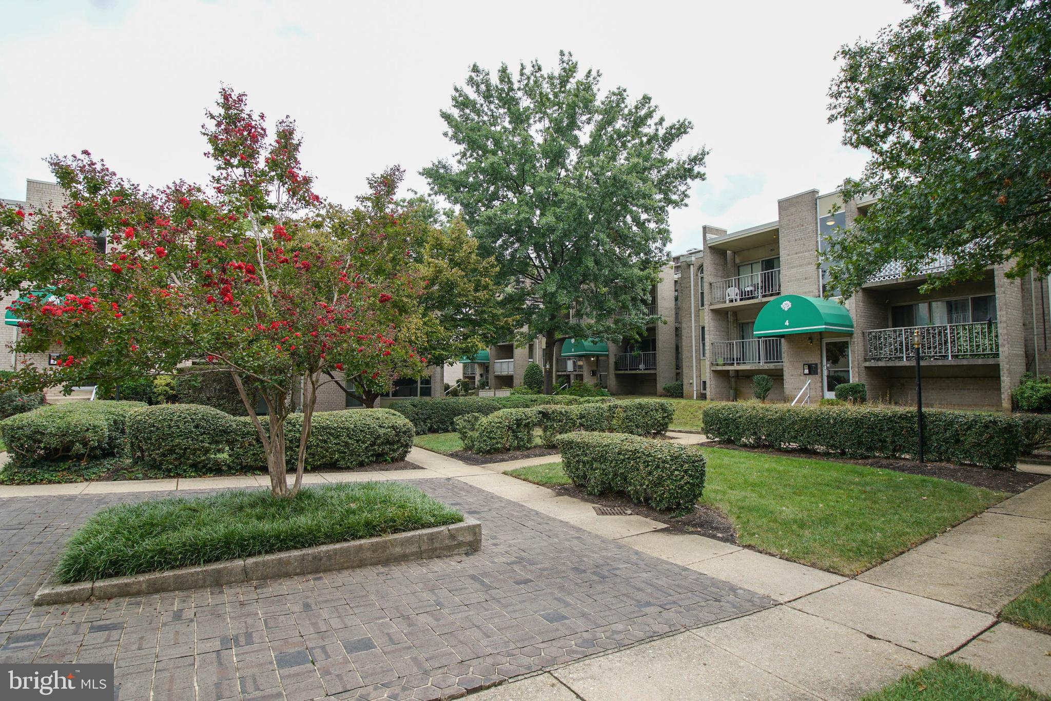 CANTERBURY SQUARE - Residential