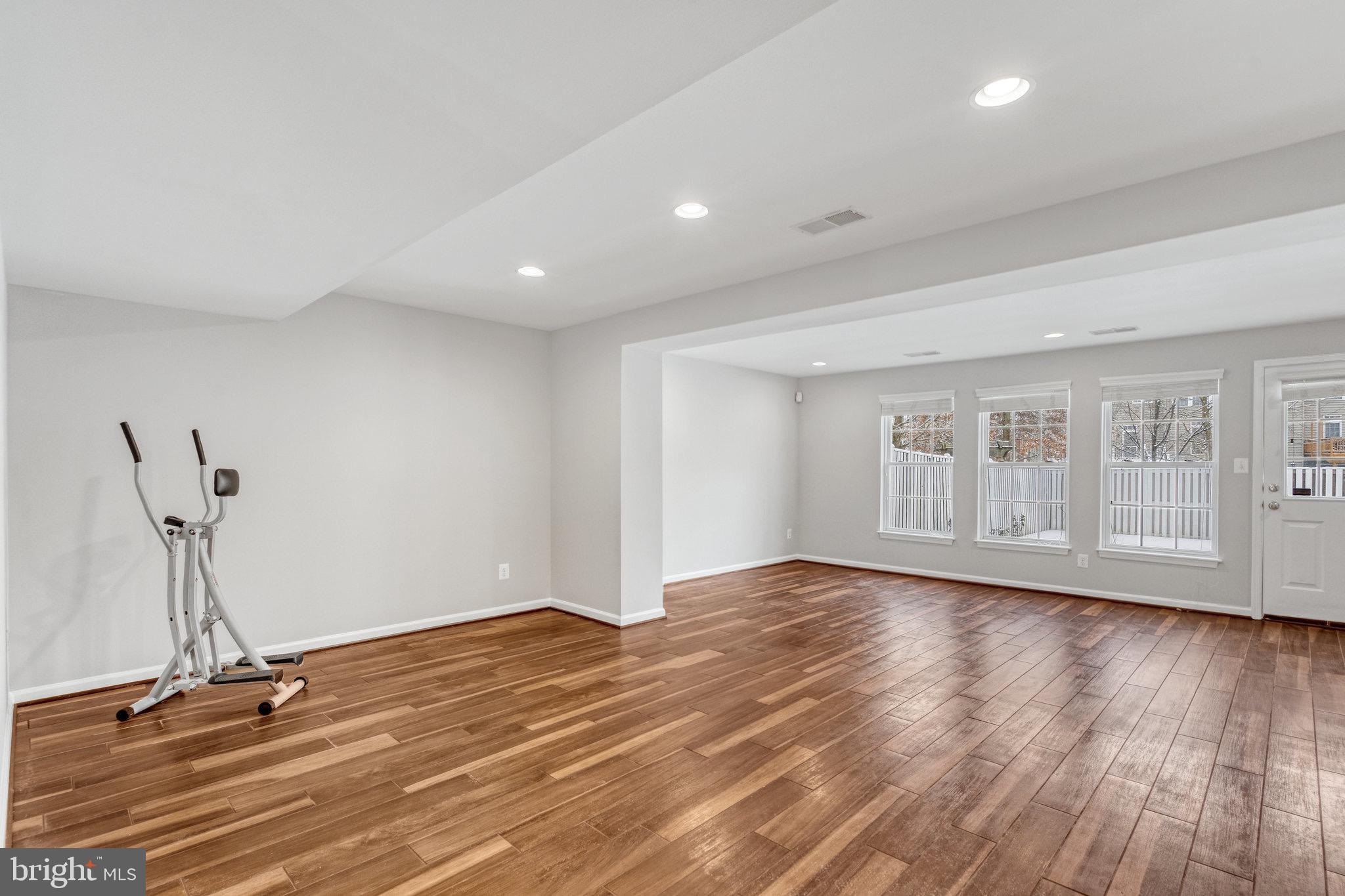 KIRKPATRICK FARMS - Residential