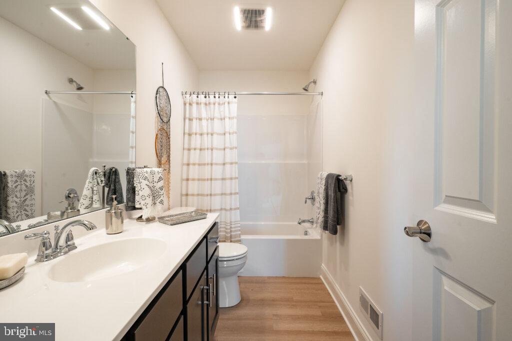 NISSLEY RUN - Residential