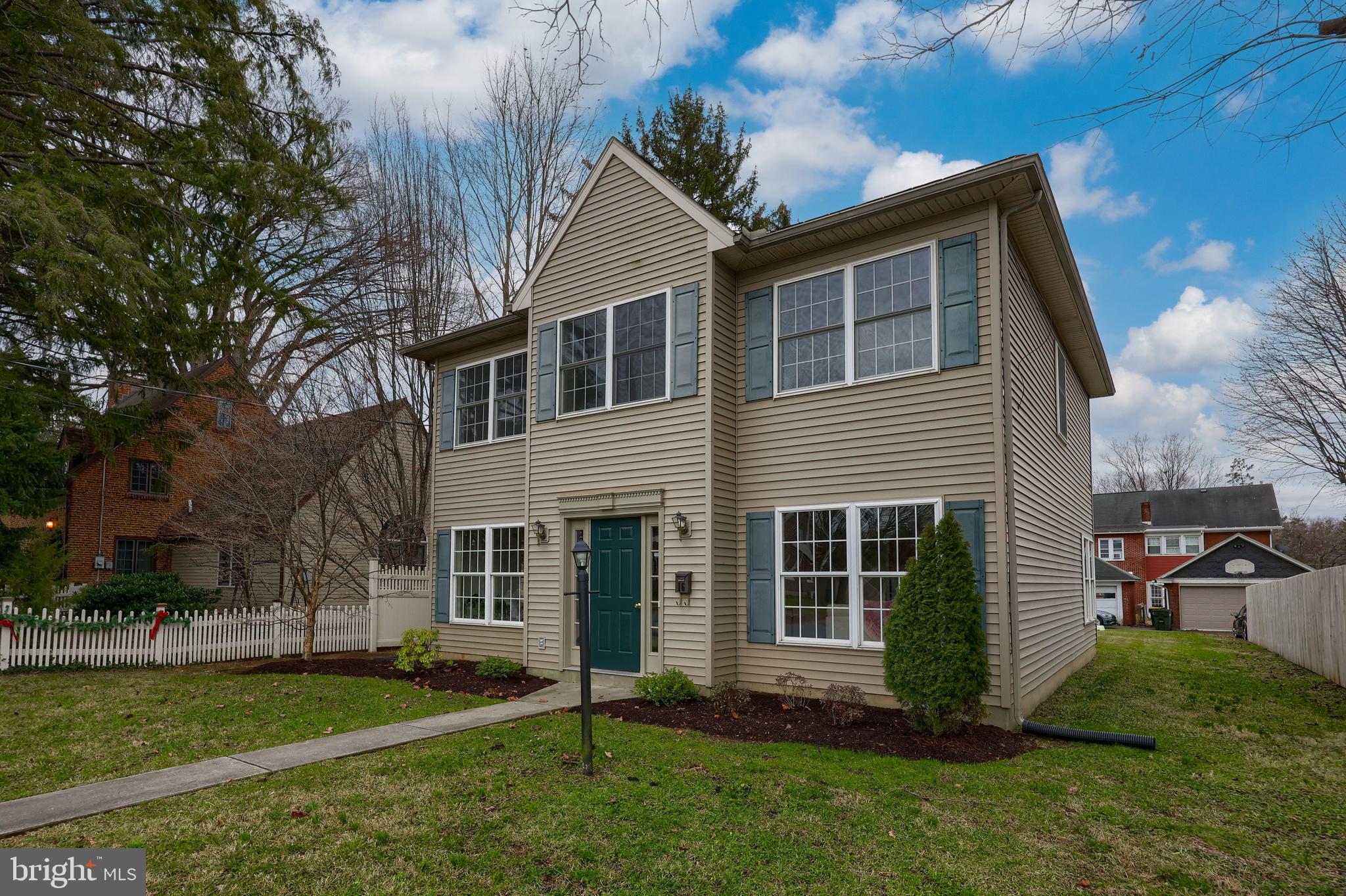 Welcome to this lovely three bedroom and 2.5 bath home located in Manheim Twp, just steps away from restaurants, shopping, easy access to highway, and more. Step inside and be greeted by the allure of new luxury vinyl floors in the main level that add a touch of elegance to the living spaces. The primary bedroom offers a walk-in closet and a private bathroom, providing a tranquil retreat within the home. With two additional bedrooms, there is ample space for all your needs. One of the highlights of this property is the large flat yard, offering endless possibilities for outdoor activities, gardening, or simply enjoying the fresh air. Whether you envision hosting gatherings or creating a peaceful oasis, this yard provides the perfect canvas. Seller is a Licensed Real Estate Agent. Don't miss the opportunity to make this house your home. Schedule a viewing today.