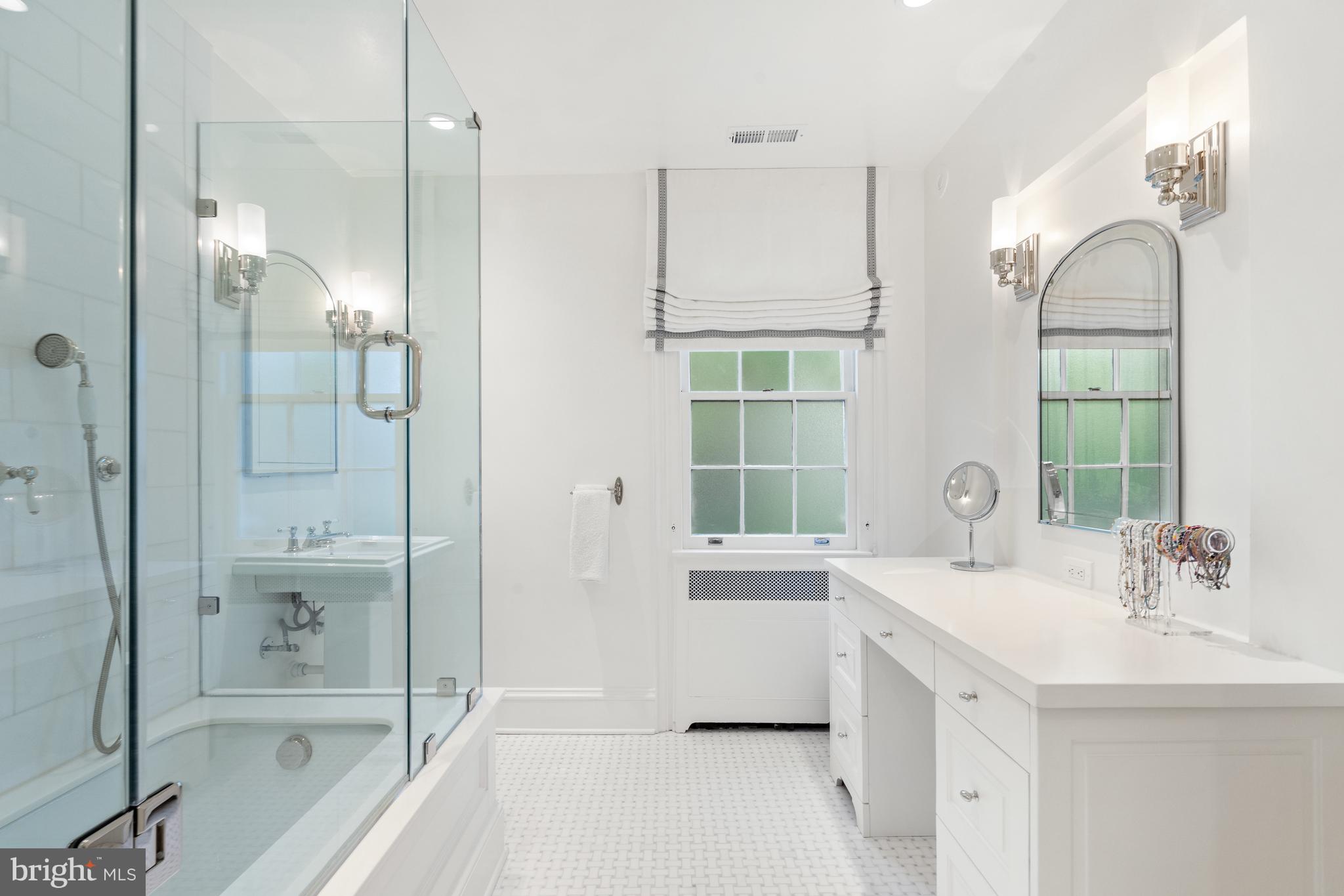 GEORGETOWN - Residential
