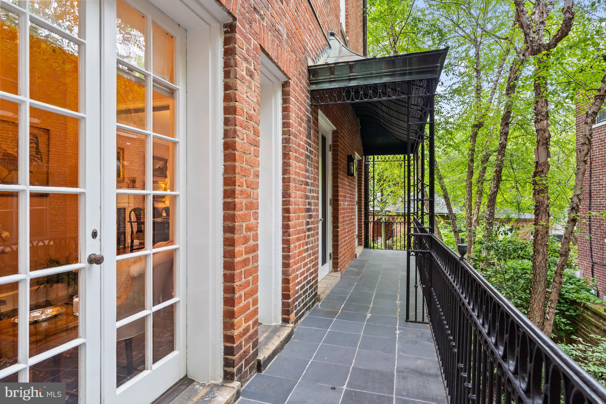 GEORGETOWN - Residential
