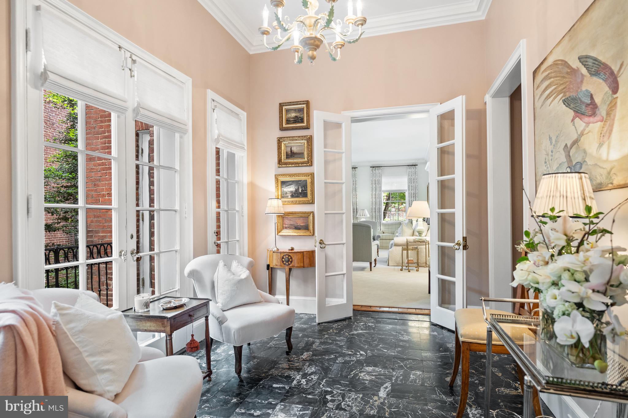 GEORGETOWN - Residential