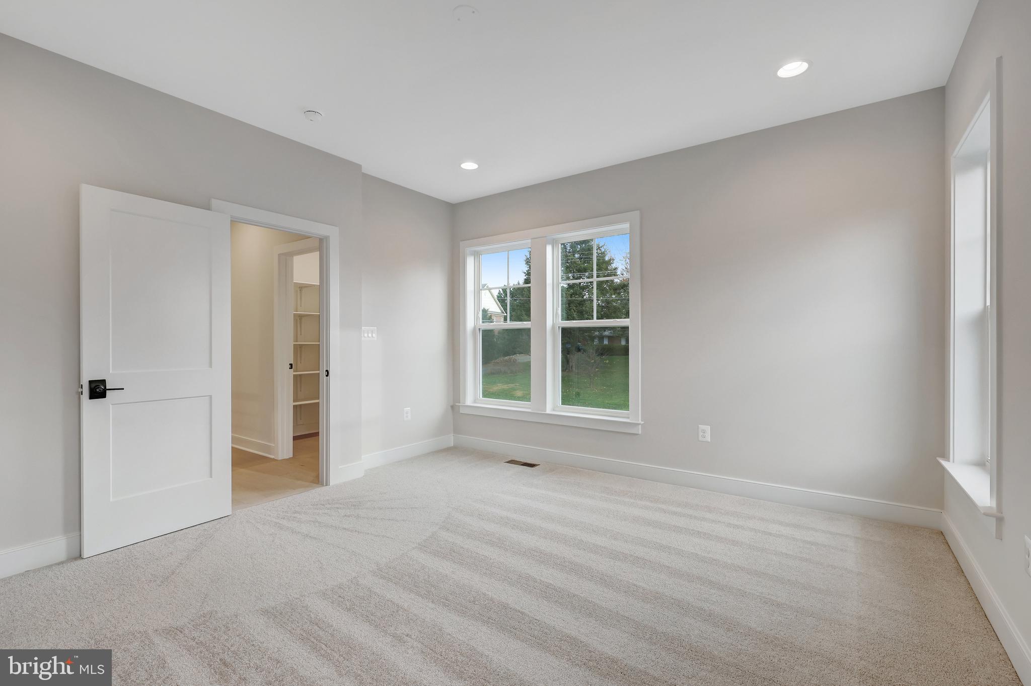 NORWOOD - Residential