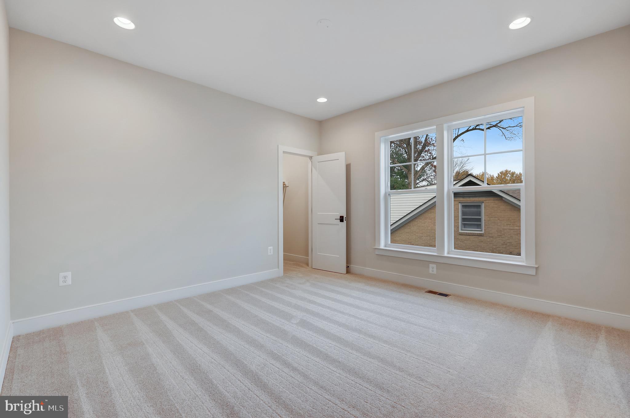 NORWOOD - Residential