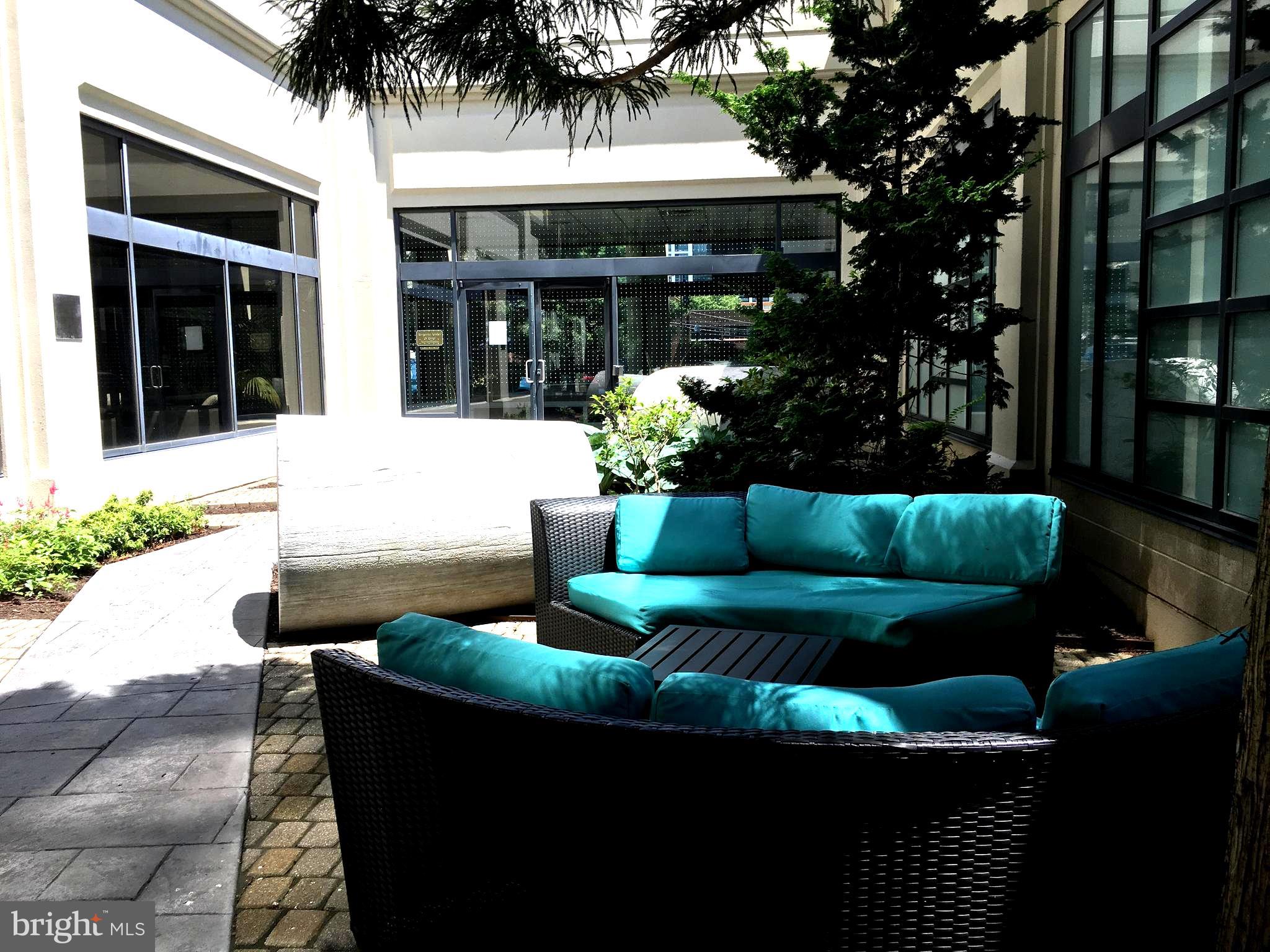 FAIRMOUNT - Residential