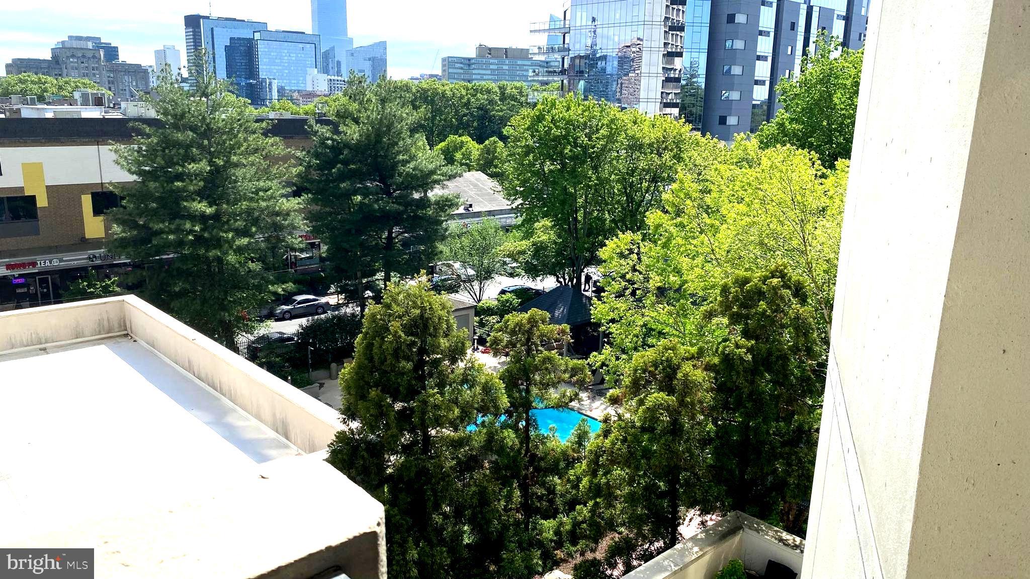 FAIRMOUNT - Residential