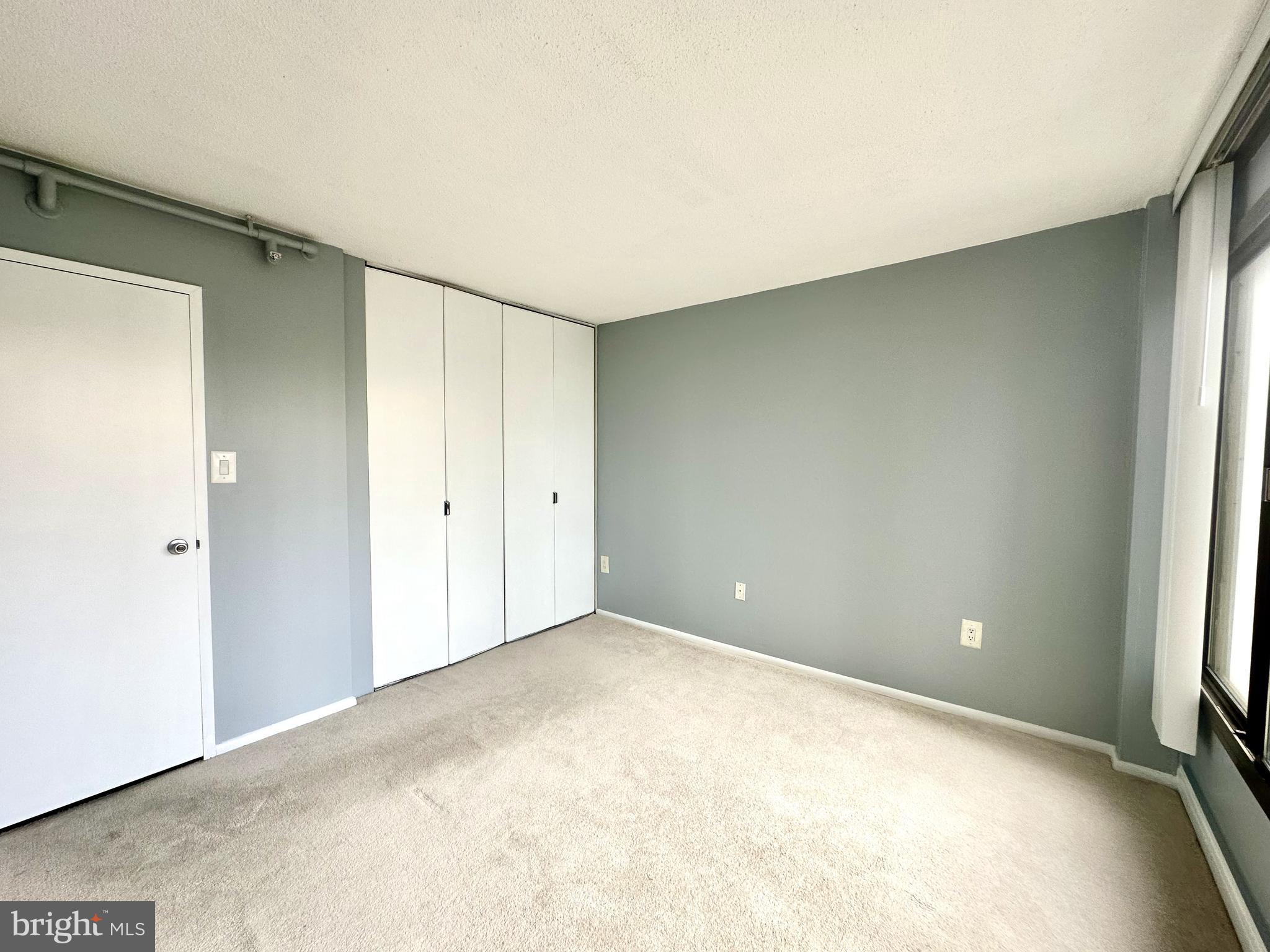 FAIRMOUNT - Residential