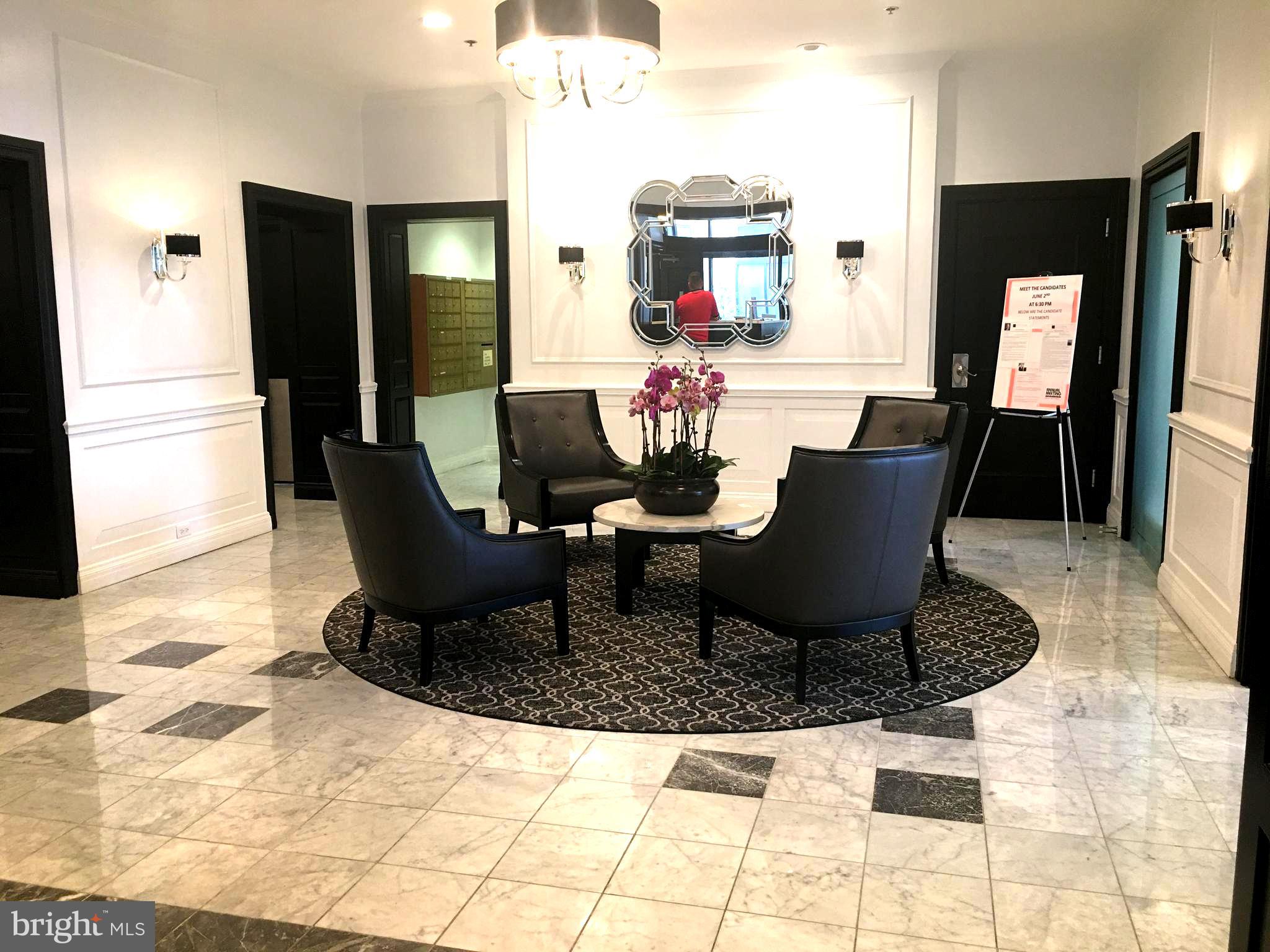 FAIRMOUNT - Residential