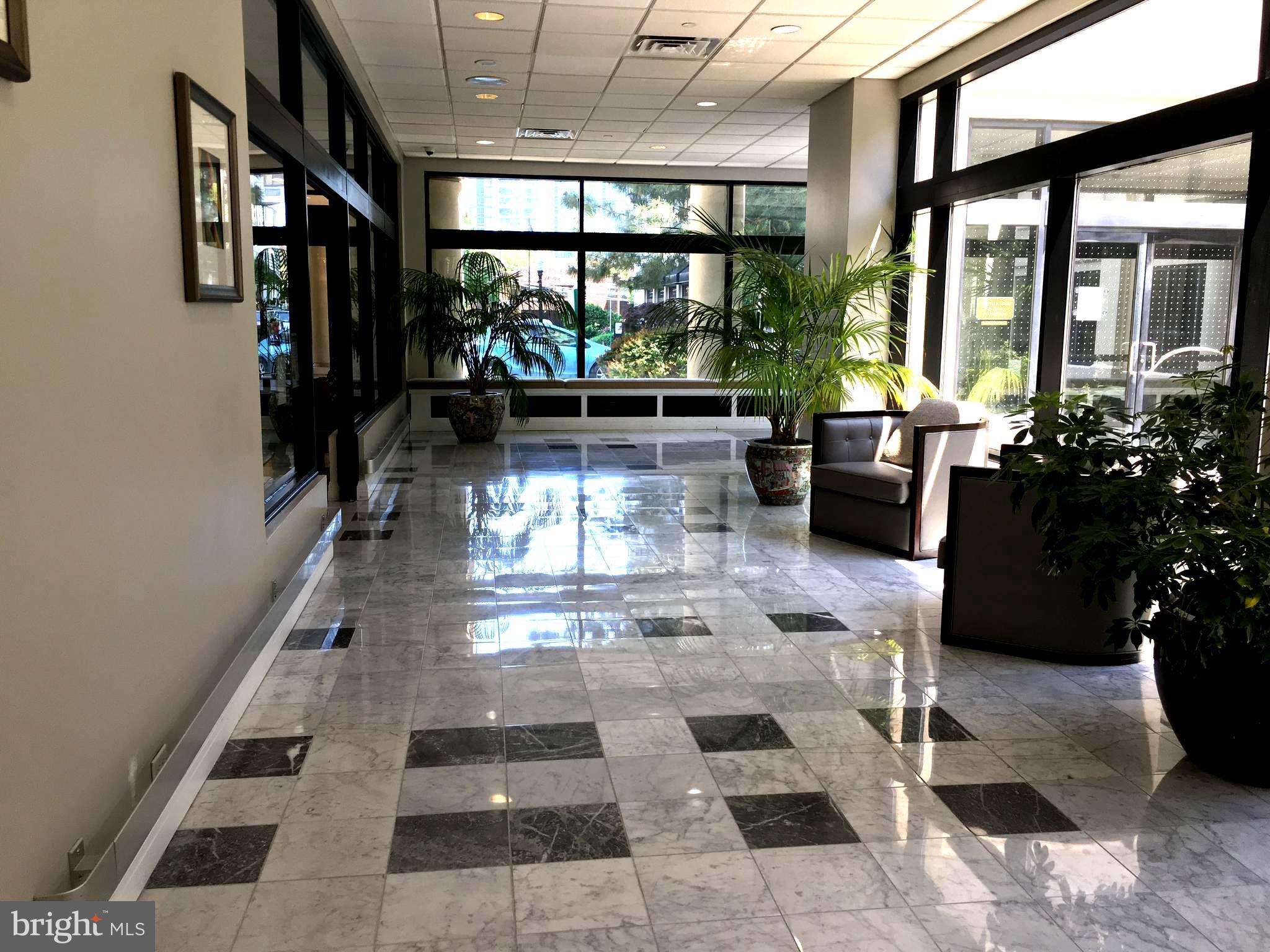FAIRMOUNT - Residential