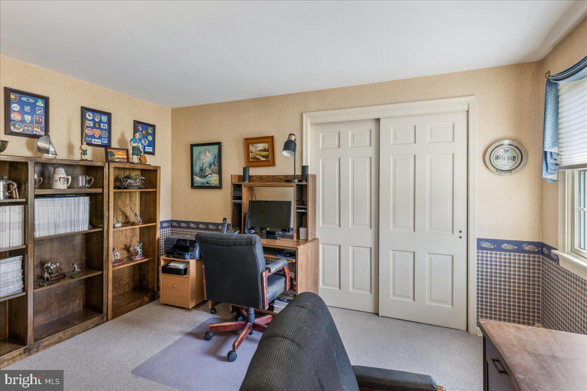 COUNTRY RIDGE - Residential