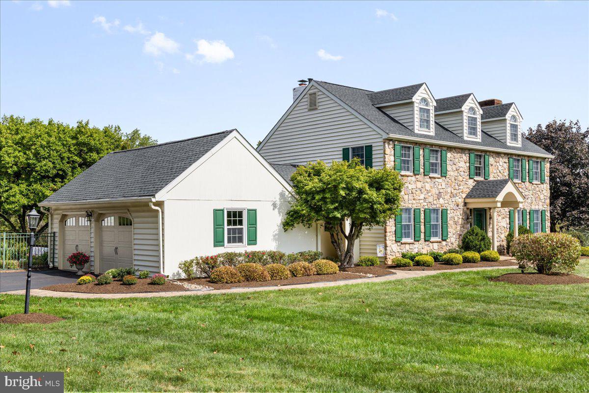 COUNTRY RIDGE - Residential