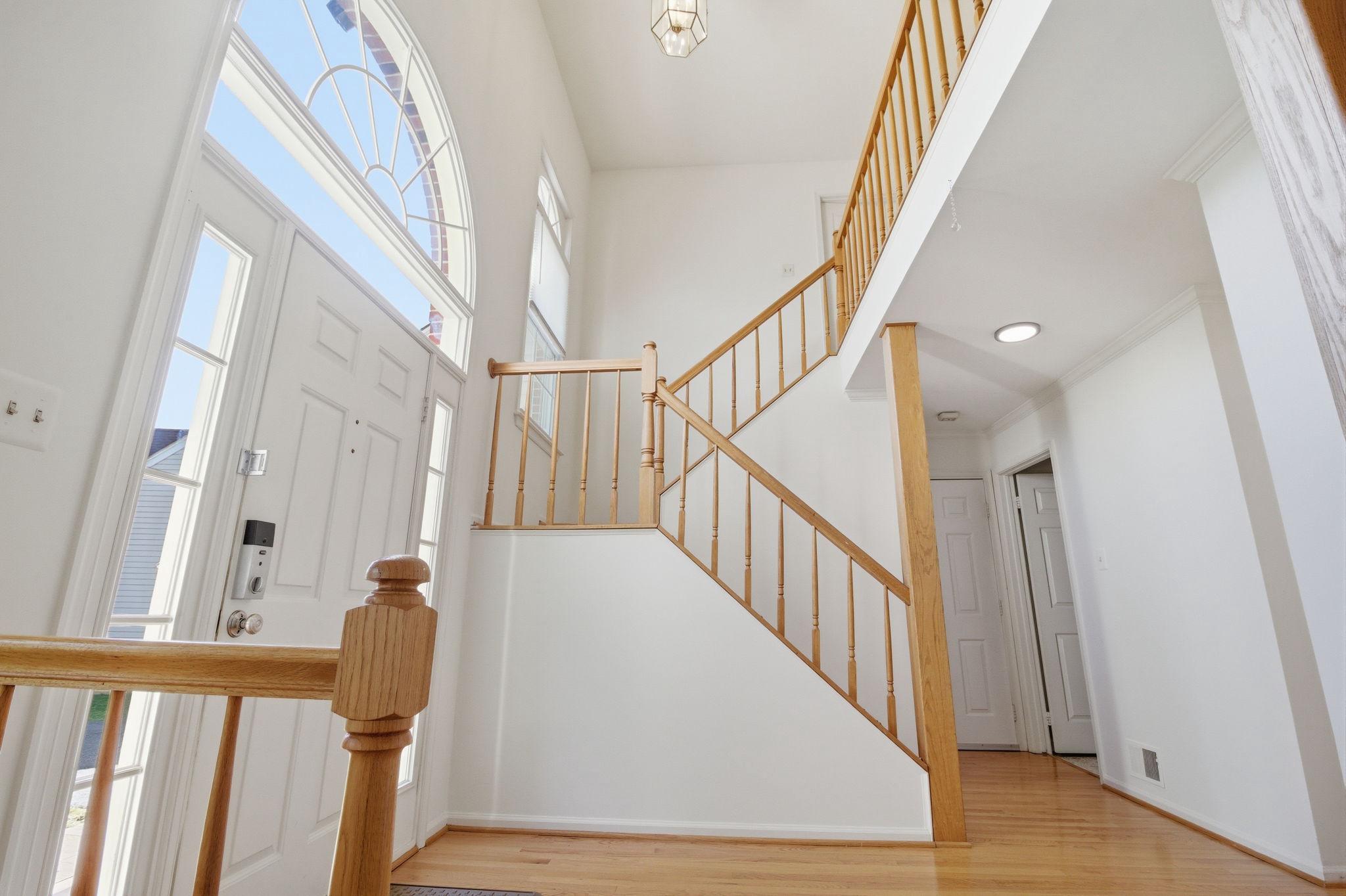 WASHINGTONIAN WOODS - Residential