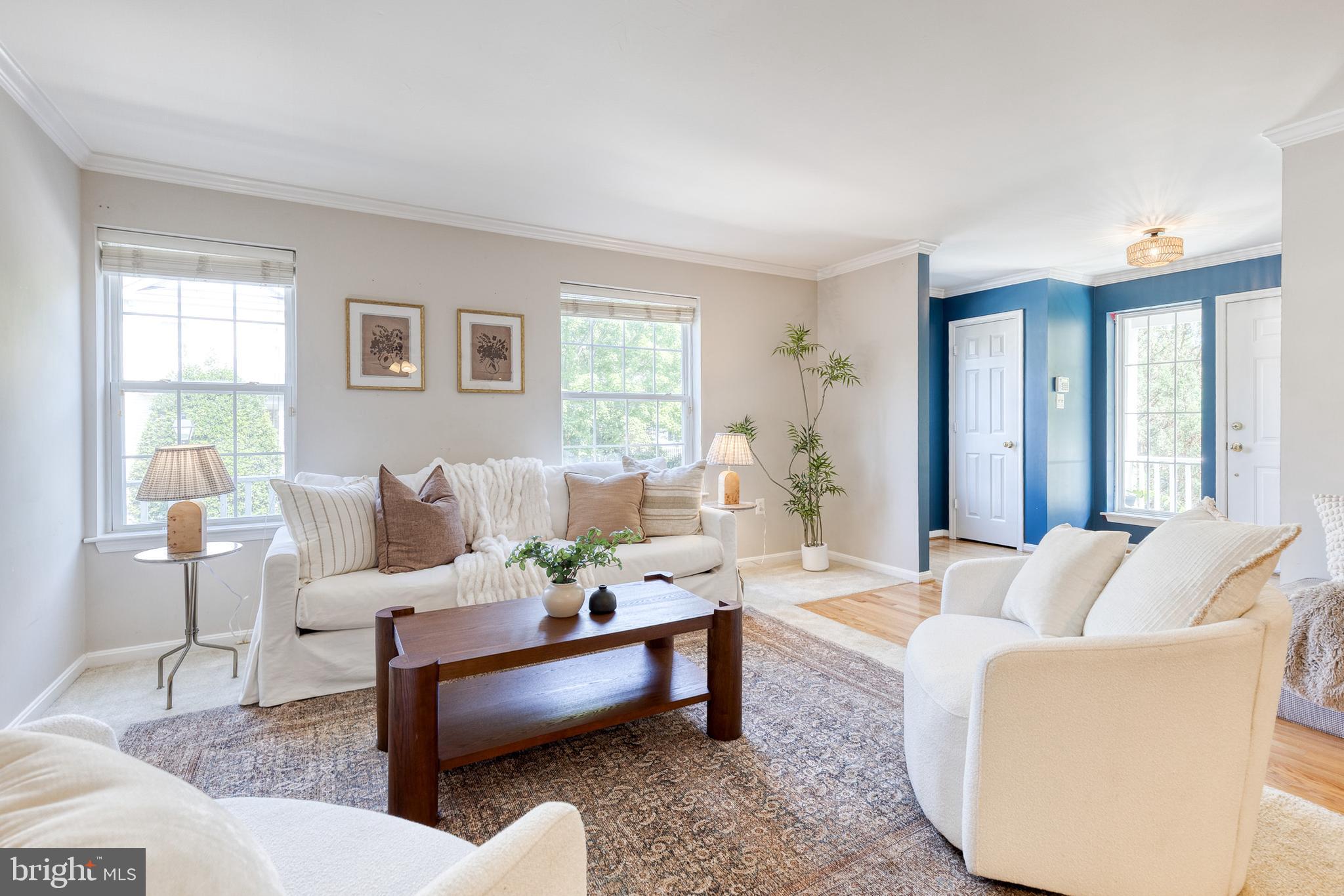 GOLDSBOROUGH MANOR - Residential