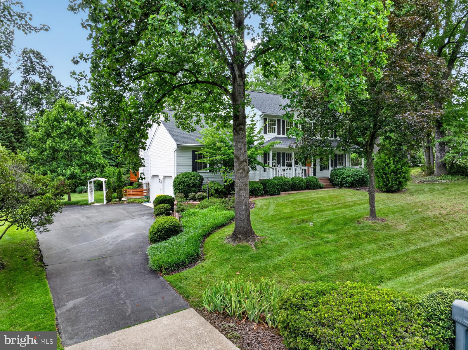 WINDERMERE ESTATES - Residential