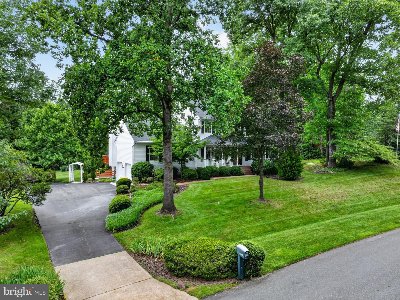 WINDERMERE ESTATES - Residential
