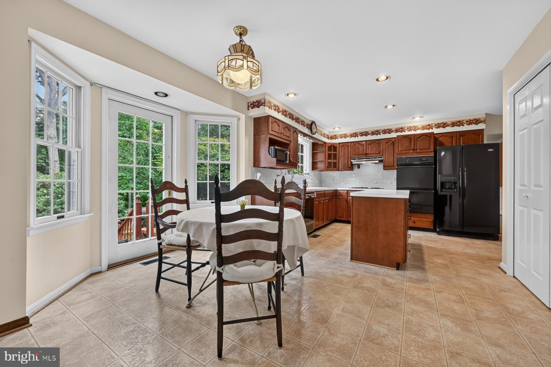 WINDERMERE ESTATES - Residential