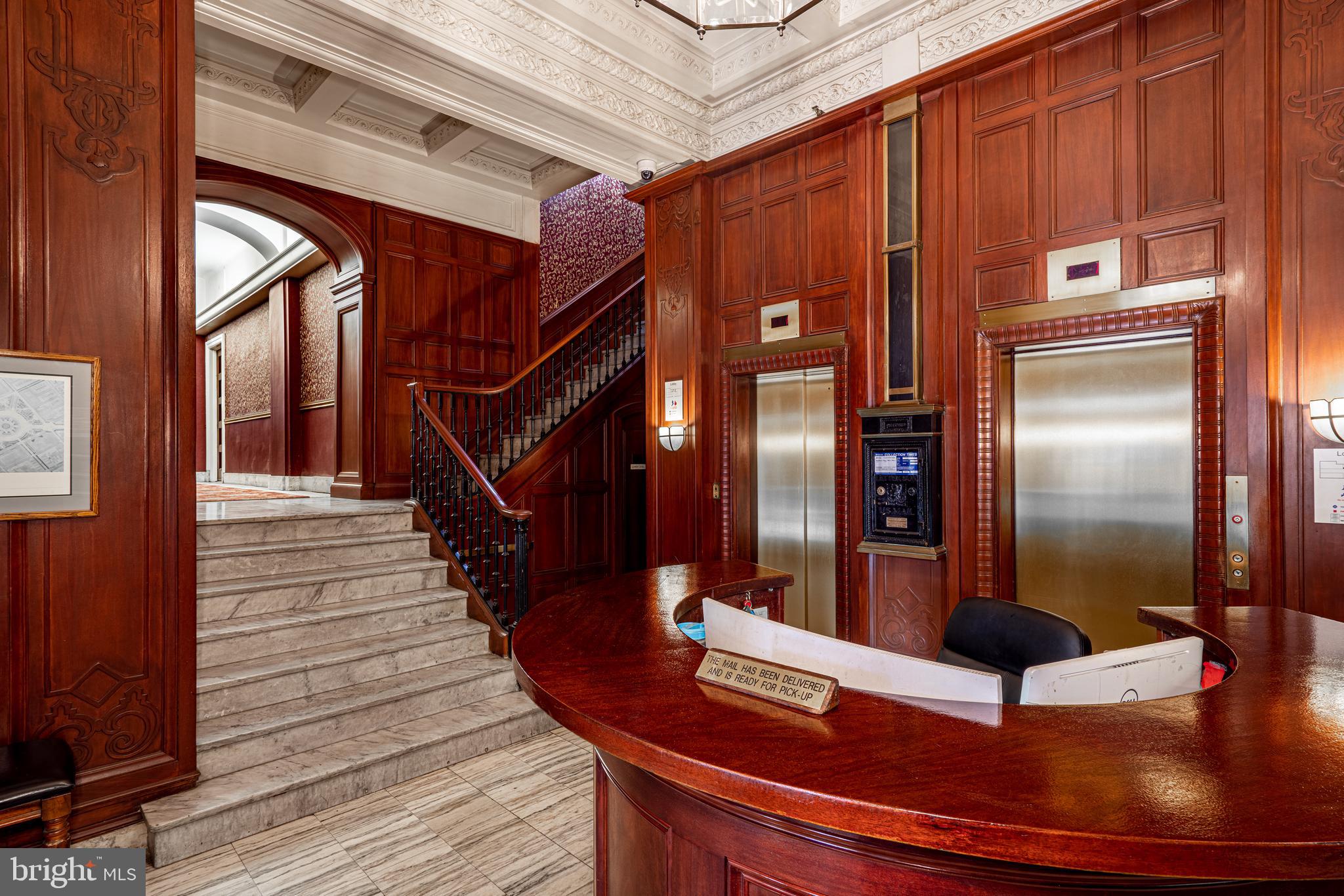 AVENUE OF THE ARTS - Residential