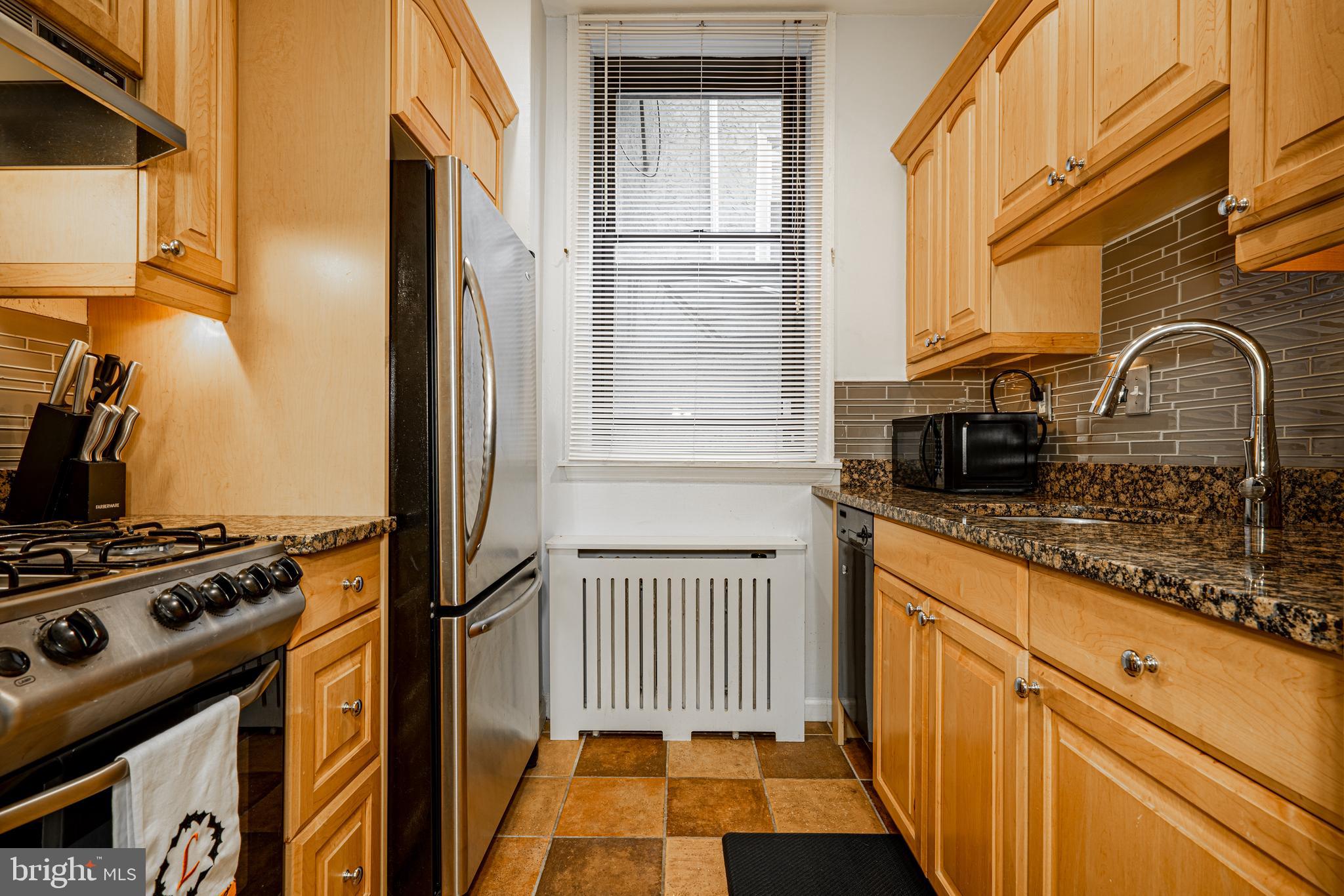 AVENUE OF THE ARTS - Residential