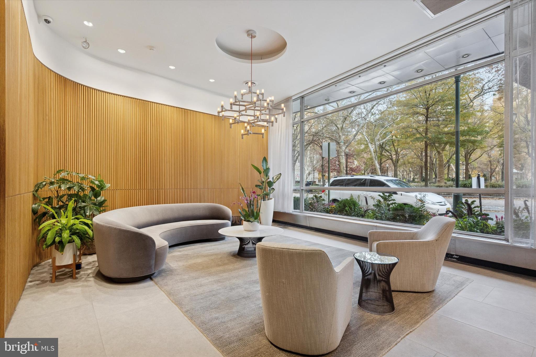 RITTENHOUSE SQUARE - Residential