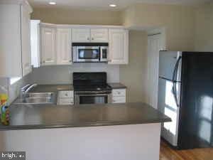 ROSEVILLE ESTATES - Residential