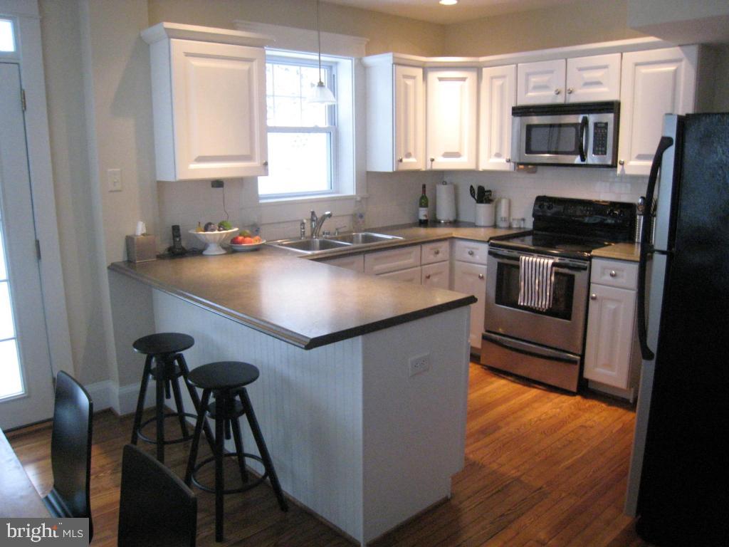 ROSEVILLE ESTATES - Residential