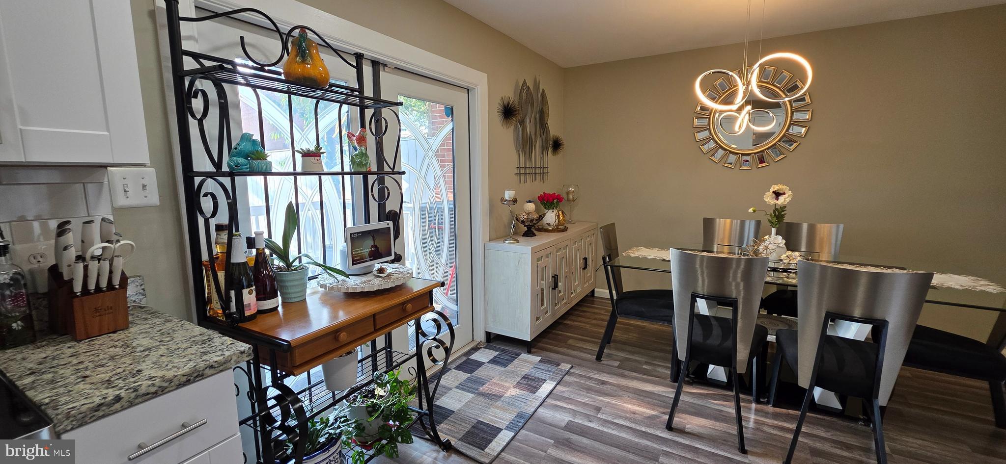 CRESTWOOD HAMLET - Residential