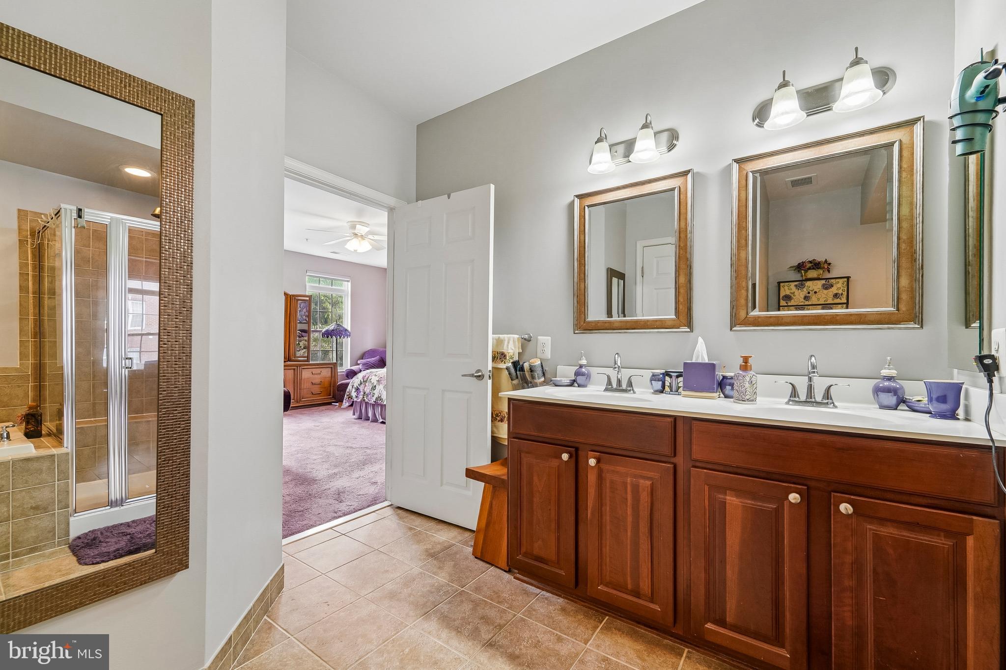 ELKRIDGE CROSSING - Residential