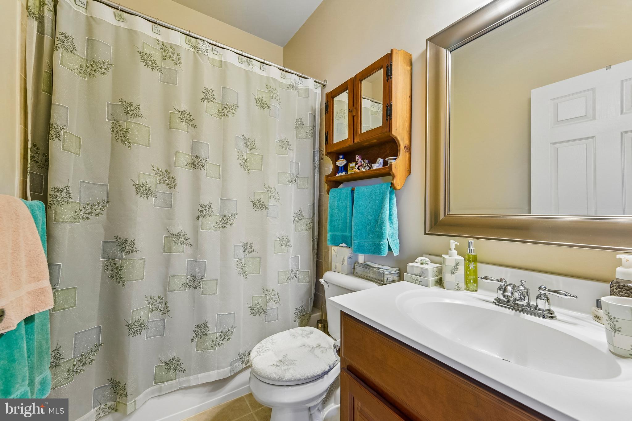 ELKRIDGE CROSSING - Residential