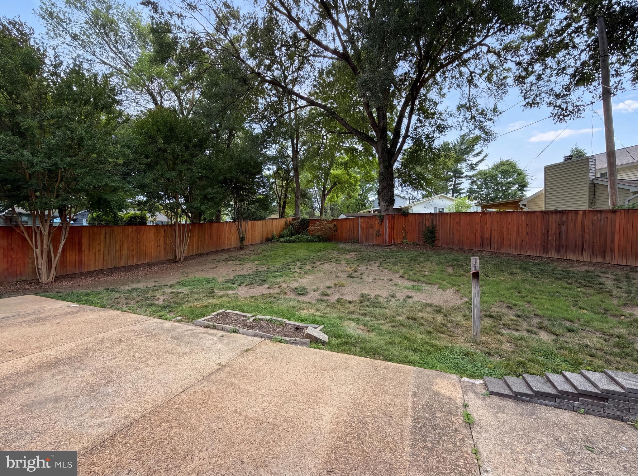 MEADOWBROOK - Residential